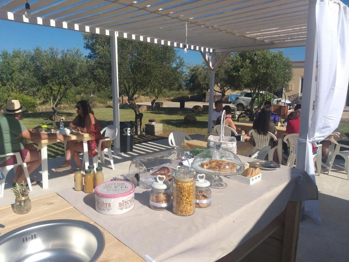 B&B Gli Ulivi SantʼAnna Arresi Dış mekan fotoğraf