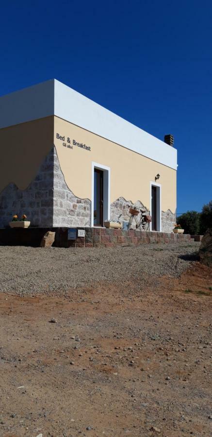 B&B Gli Ulivi SantʼAnna Arresi Dış mekan fotoğraf