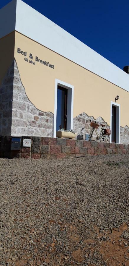 B&B Gli Ulivi SantʼAnna Arresi Dış mekan fotoğraf